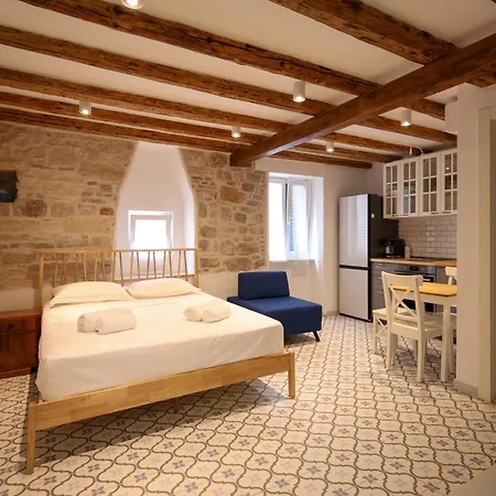 Rovinis Old Town Apartment